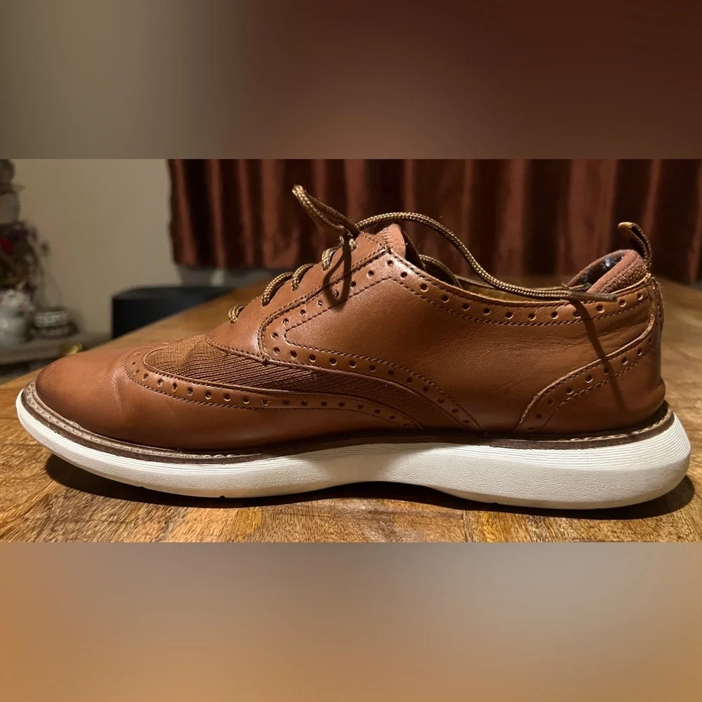 Clarks Mens Brantin Wing Brown Leather Casual Oxford Sneaker Shoes Sz 10 M